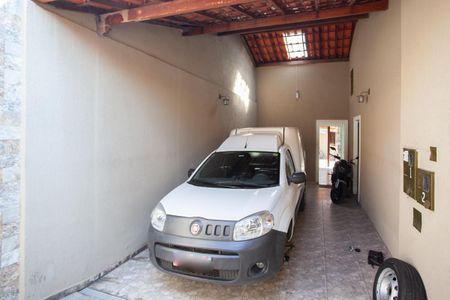 Casa à venda com 140m², 3 quartos e 2 vagas Casa à venda com 140m², 3 quartos e 2 vagasGaragem