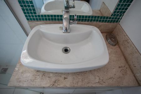 Casa à venda com 140m², 3 quartos e 2 vagas Casa à venda com 140m², 3 quartos e 2 vagasBanheiro da Suíte