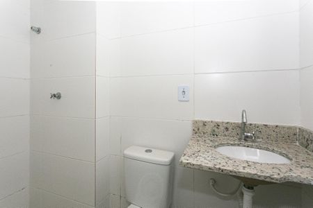 Apartamento à venda com 40m², 2 quartos e sem vaga Apartamento à venda com 40m², 2 quartos e sem vagaBanheiro