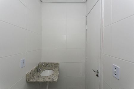 Apartamento à venda com 40m², 2 quartos e sem vaga Apartamento à venda com 40m², 2 quartos e sem vagaBanheiro