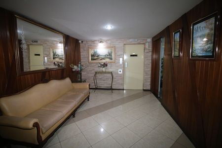 Apartamento para alugar com 78m², 2 quartos e 1 vagaÁrea comum - Hall e elevador