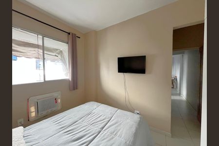 Apartamento à venda com 82m², 2 quartos e 1 vagaQuarto 2