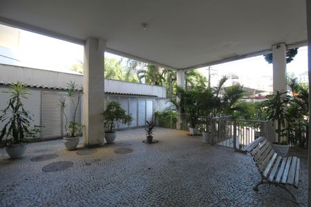 Apartamento à venda com 82m², 2 quartos e 1 vagaEntrada