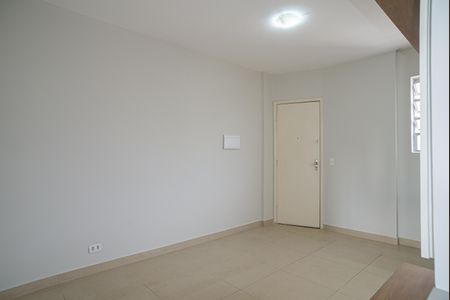 Apartamento para alugar com 48m², 2 quartos e sem vaga Apartamento para alugar com 48m², 2 quartos e sem vagaSala