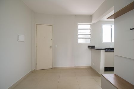 Apartamento para alugar com 48m², 2 quartos e sem vaga Apartamento para alugar com 48m², 2 quartos e sem vagaSala