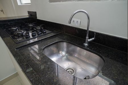 Apartamento para alugar com 48m², 2 quartos e sem vaga Apartamento para alugar com 48m², 2 quartos e sem vagaCozinha