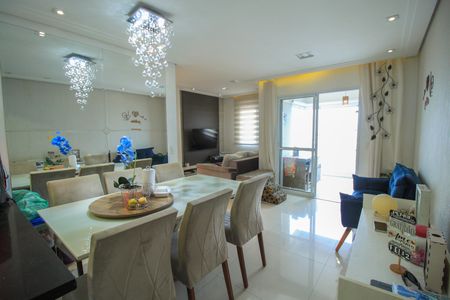 Apartamento à venda com 69m², 2 quartos e 2 vagas Apartamento à venda com 69m², 2 quartos e 2 vagasSala de Jantar