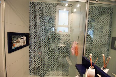 Apartamento à venda com 69m², 2 quartos e 2 vagas Apartamento à venda com 69m², 2 quartos e 2 vagasBanheiro Social