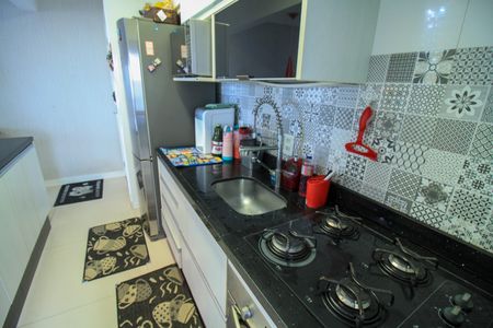 Apartamento à venda com 69m², 2 quartos e 2 vagas Apartamento à venda com 69m², 2 quartos e 2 vagasCozinha