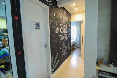 Apartamento à venda com 69m², 2 quartos e 2 vagas Apartamento à venda com 69m², 2 quartos e 2 vagasCorredor