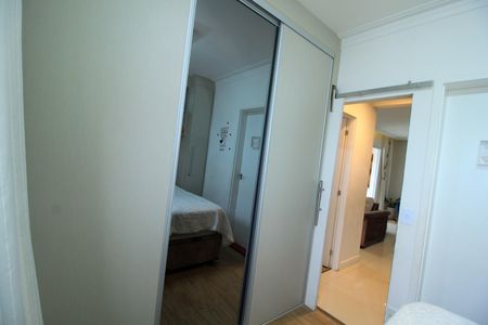 Apartamento à venda com 69m², 2 quartos e 2 vagas Apartamento à venda com 69m², 2 quartos e 2 vagasSuíte