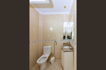 Casa à venda com 343m², 4 quartos e 3 vagasBanheiro Social 1