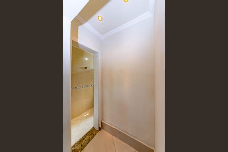 Casa à venda com 343m², 4 quartos e 3 vagasBanheiro Social 1