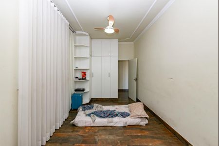 Casa à venda com 343m², 4 quartos e 3 vagasQuarto 4