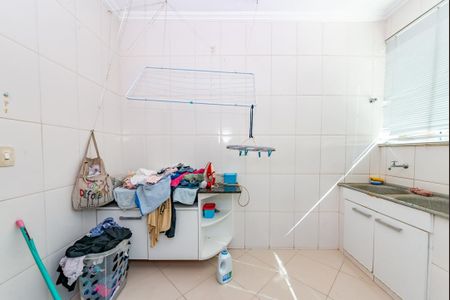 Casa à venda com 343m², 4 quartos e 3 vagasÁrea de Serviço