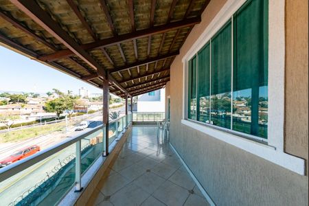 Casa à venda com 343m², 4 quartos e 3 vagasVaranda da Suíte