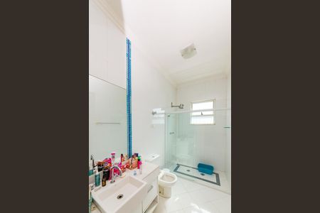 Casa à venda com 343m², 4 quartos e 3 vagasBanheiro Social 2