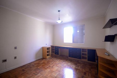 Apartamento à venda com 337m², 4 quartos e 2 vagasQuarto 2