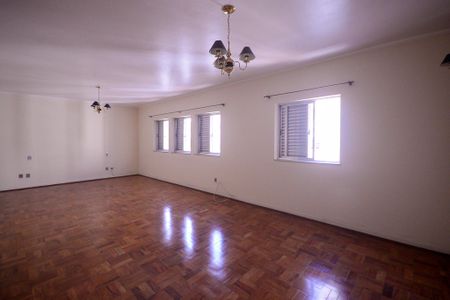 Apartamento à venda com 337m², 4 quartos e 2 vagasSuite