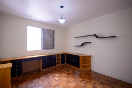 Apartamento à venda com 337m², 4 quartos e 2 vagasQuarto 2