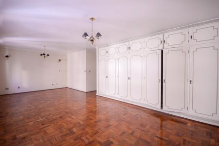 Apartamento à venda com 337m², 4 quartos e 2 vagasSuite