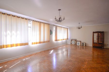 Apartamento à venda com 337m², 4 quartos e 2 vagasSala