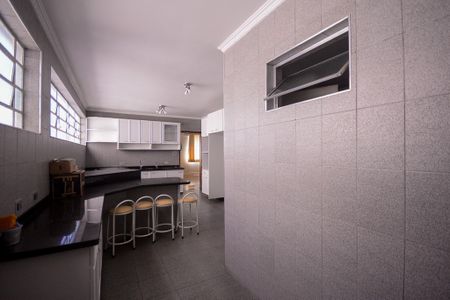 Apartamento à venda com 337m², 4 quartos e 2 vagasCozinha