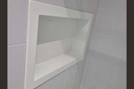 Studio para alugar com 30m², 1 quarto e 1 vaga Studio para alugar com 30m², 1 quarto e 1 vagaBanheiro