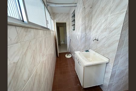 Apartamento à venda com 68m², 2 quartos e 1 vagaÁrea de Serviço