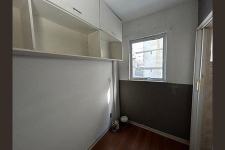Apartamento à venda com 68m², 2 quartos e 1 vagaQuarto de Serviço
