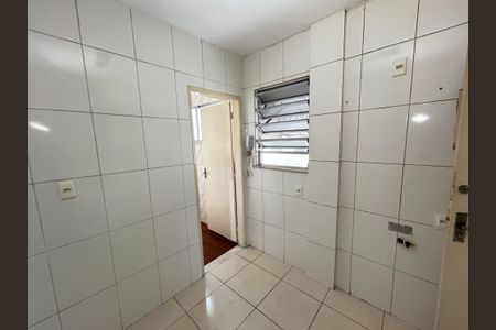 Apartamento à venda com 68m², 2 quartos e 1 vagaCozinha