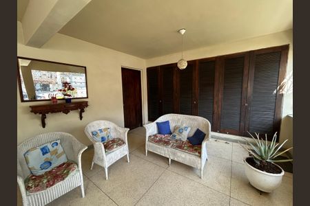 Apartamento à venda com 68m², 2 quartos e 1 vagaHall de entrada