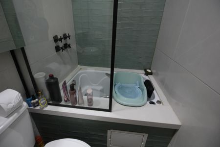 Casa de condomínio à venda com 149m², 5 quartos e 2 vagasBanheiro da Suíte 4