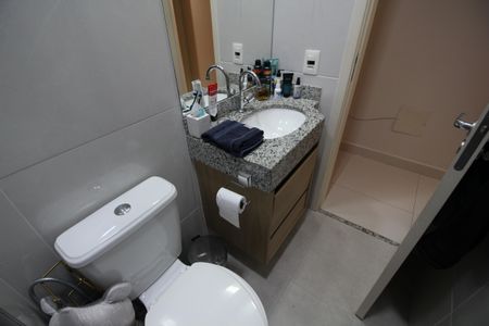 Casa de condomínio à venda com 149m², 5 quartos e 2 vagasBanheiro Social