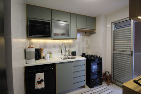 Casa de condomínio à venda com 149m², 5 quartos e 2 vagasCozinha