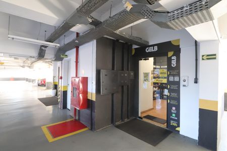 Apartamento à venda com 54m², 2 quartos e 1 vagaMercado