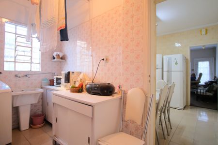 Casa à venda com 103m², 2 quartos e 1 vagaÁrea de Serviço