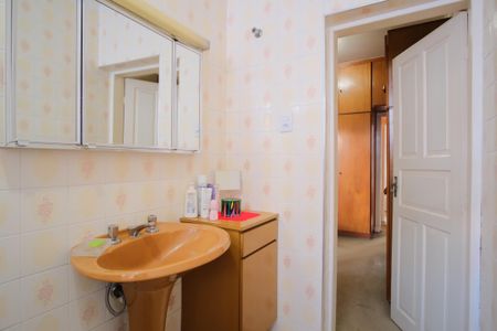 Casa à venda com 103m², 2 quartos e 1 vagaBanheiro da Suíte