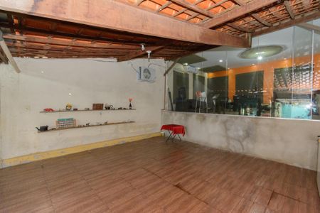 Casa à venda com 303m², 4 quartos e 2 vagasCasa1 - Espaço Gourmet