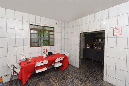 Casa à venda com 303m², 4 quartos e 2 vagasCasa1 - Sala de Jantar