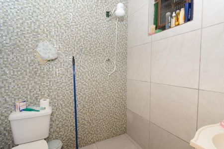 Casa à venda com 303m², 4 quartos e 2 vagasCasa2 - Banheiro