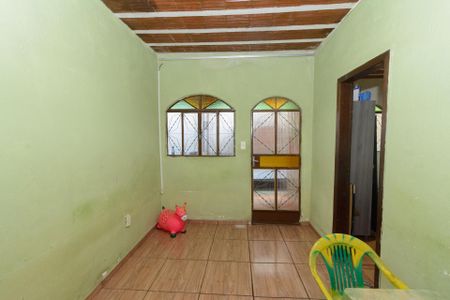 Casa à venda com 303m², 4 quartos e 2 vagasCasa2 - Sala