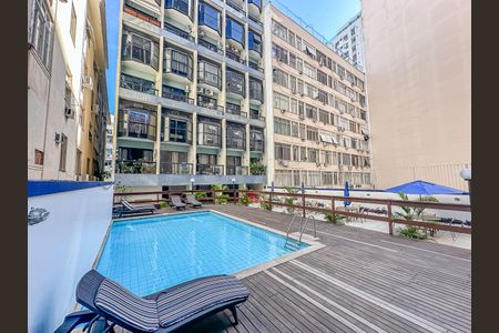 Apartamento à venda com 82m², 2 quartos e 1 vaga Apartamento à venda com 82m², 2 quartos e 1 vagaÁrea comum - Piscina