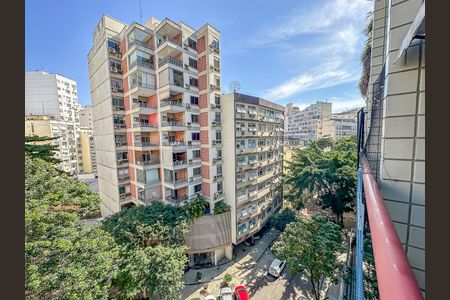 Apartamento à venda com 82m², 2 quartos e 1 vaga Apartamento à venda com 82m², 2 quartos e 1 vagaVista da Varanda