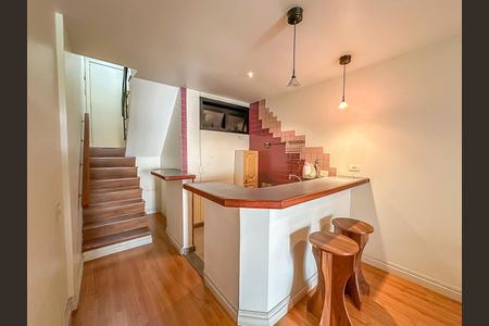 Apartamento à venda com 82m², 2 quartos e 1 vaga Apartamento à venda com 82m², 2 quartos e 1 vagaSala