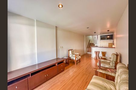 Apartamento à venda com 82m², 2 quartos e 1 vaga Apartamento à venda com 82m², 2 quartos e 1 vagaSala