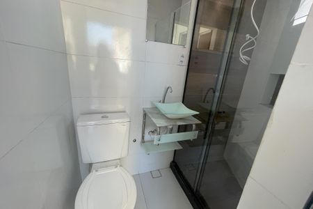 Casa para alugar com 65m², 2 quartos e sem vaga Casa para alugar com 65m², 2 quartos e sem vagaBanheiro