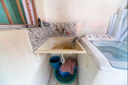 Casa à venda com 260m², 3 quartos e 7 vagas Casa à venda com 260m², 3 quartos e 7 vagasÁrea de Serviço