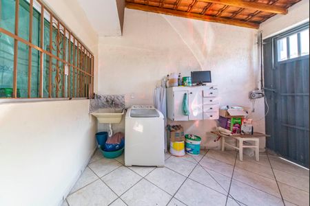 Casa à venda com 260m², 3 quartos e 7 vagas Casa à venda com 260m², 3 quartos e 7 vagasÁrea de Serviço