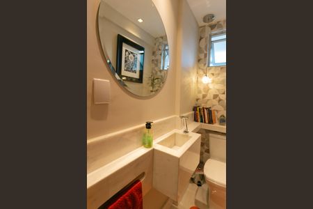 Apartamento à venda com 190m², 4 quartos e 4 vagasLavabo